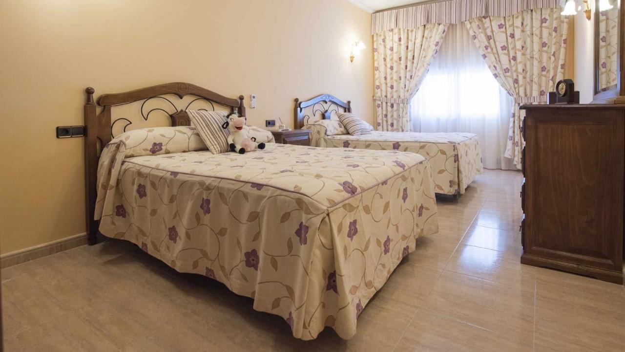 Villa Las Tres Hermanas Albarreal De Tajo By Toledo Ap 외부 사진
